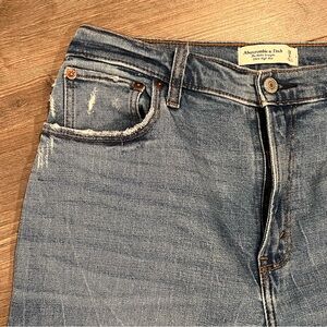 Abercrombie & Fitch Ankle Straight Ultra High Rise Curve Love Jeans 29S